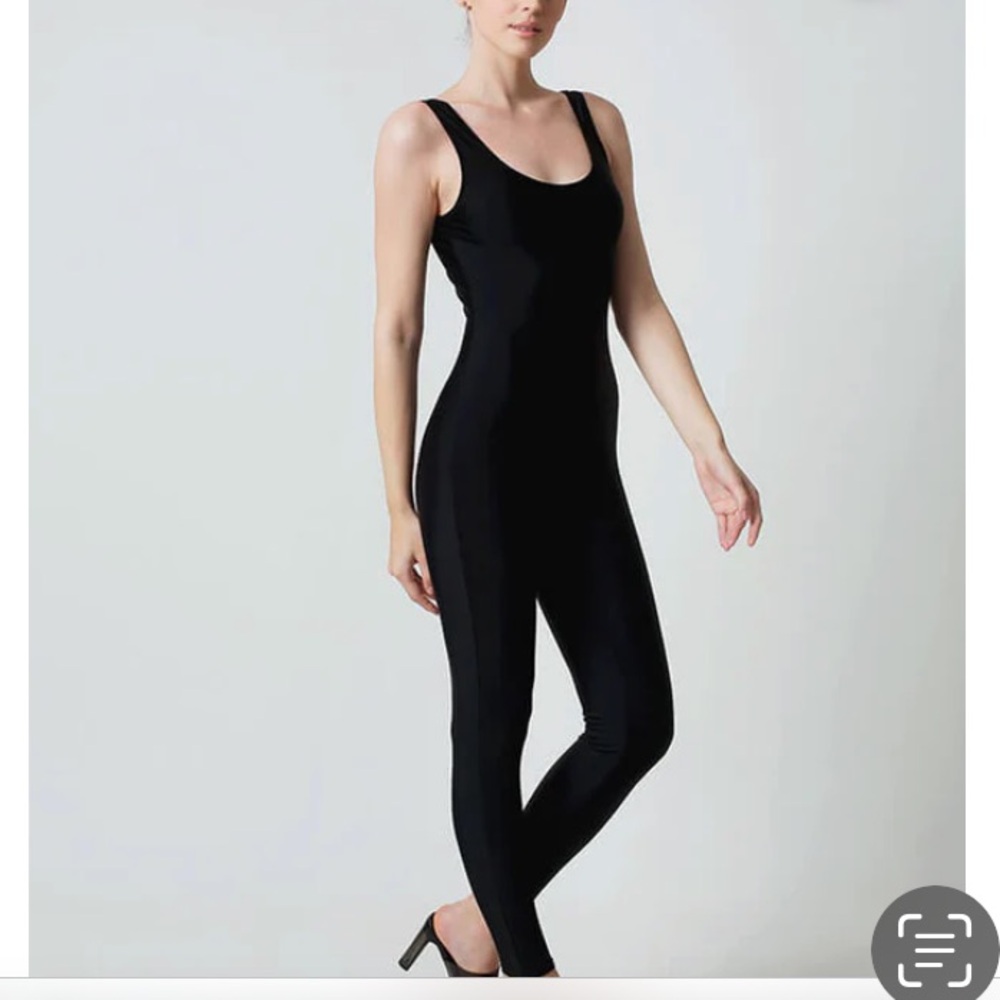 NWT SP black sleeveless body cone yoga, high quality, spandex, jumpsuit size XL